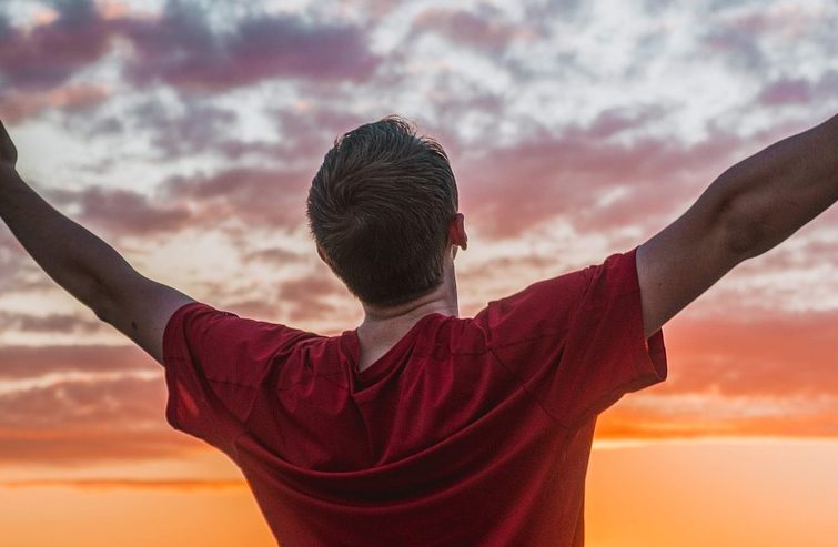 winner, victory pose, sunset, light, lighting mood, heaven, clouds, colour, coloured, field, multicoloured, sun, orange, horizon, nature, eve, mood, dusk, beauty, man, camera, winner, winner, winner, winner, winner, victory pose